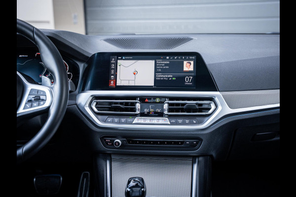 BMW 3 Serie Touring 330e High Executive - M-Sport l Laser l Pano l Trekhaak l HUD