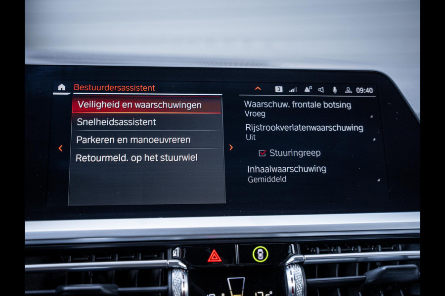 BMW 3 Serie Touring 330e High Executive - M-Sport l Laser l Pano l Trekhaak l HUD