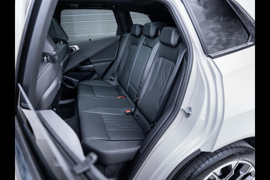 BMW X3 30e xDrive M-Sport l Dune Grey l Pano l Trekhaak l 360cam