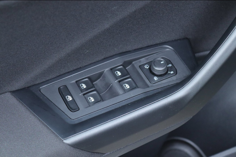 Volkswagen T-Roc 1.0 TSI Carplay / Camera / keyless