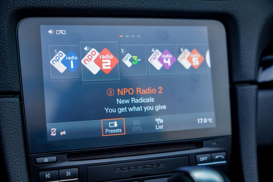 Porsche 718 Boxster 2.0 T / NL Auto / 18-Voudig / Carplay / Approved / Camera
