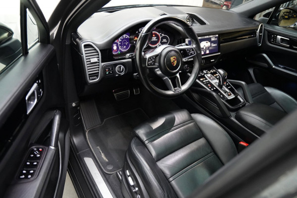 Porsche Cayenne Coupé 3.0 E-Hybrid PANO BOSE SPORT CHRONO
