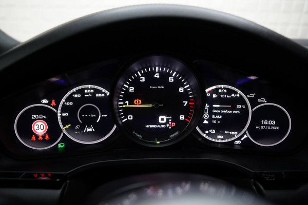 Porsche Cayenne Coupé 3.0 E-Hybrid PANO BOSE SPORT CHRONO