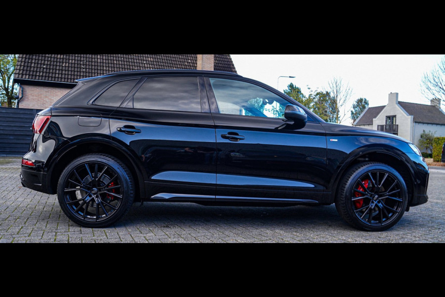 Audi Q5 55 TFSI e Quattro Competition | RS Zetels | Head-up | Trekhaak | Panorama | Facelift MMI | Adaptieve Cruise | Matrix LED |