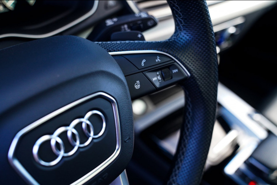 Audi Q5 55 TFSI e Quattro Competition | RS Zetels | Head-up | Trekhaak | Panorama | Facelift MMI | Adaptieve Cruise | Matrix LED |