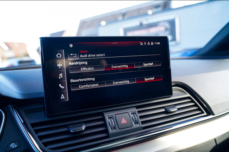 Audi Q5 55 TFSI e Quattro Competition | RS Zetels | Head-up | Trekhaak | Panorama | Facelift MMI | Adaptieve Cruise | Matrix LED |