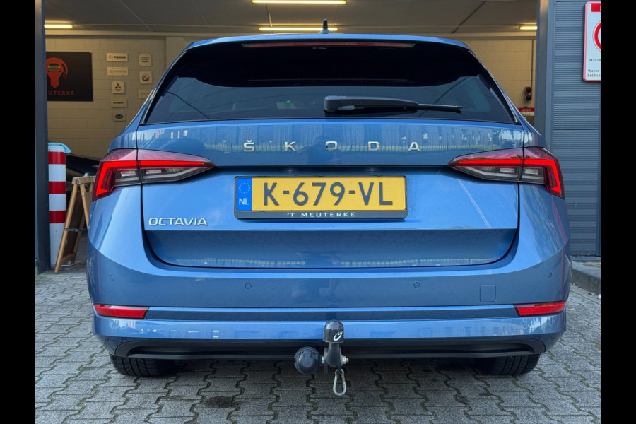Škoda Octavia Combi 1.0 TSI Sport Business / NAP!! / ADAPTIVE / TREKHAAK / STUURVERW. / CARPLAY / SFEER / P.SENSOR V+A / KEYLESS !