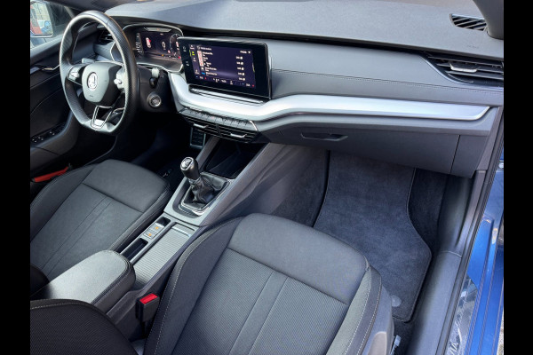 Škoda Octavia Combi 1.0 TSI Sport Business / NAP!! / ADAPTIVE / TREKHAAK / STUURVERW. / CARPLAY / SFEER / P.SENSOR V+A / KEYLESS !
