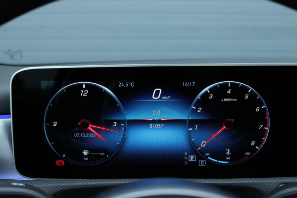 Mercedes-Benz A-Klasse 250 Pano / AMG Pakket / sfeerverlichting / Carplay