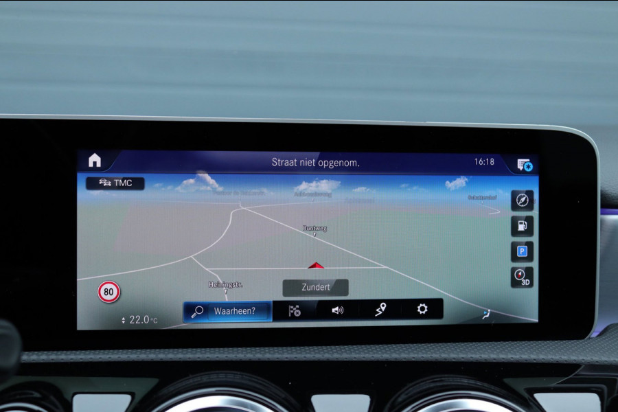 Mercedes-Benz A-Klasse 250 Pano / AMG Pakket / sfeerverlichting / Carplay