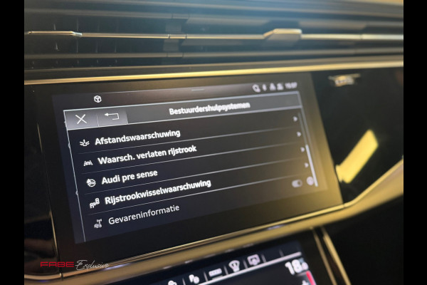 Audi Q8 55 TFSI e quattro Pro Line S / Massage / Softclose / B&O / Pano / Stoelventilatie / Stuurverwarming / Trekhaak / Gordijn