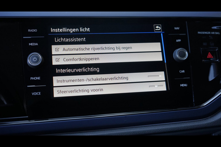 Volkswagen Polo 1.0 TSI Highline AUTOMAAT|CARPLAY|CLIMA|CRUISE|PARKEERSENSOREN|STOELVERWARMING