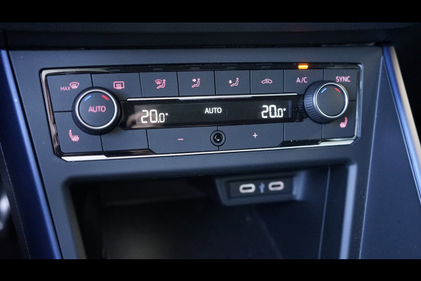 Volkswagen Polo 1.0 TSI Highline AUTOMAAT|CARPLAY|CLIMA|CRUISE|PARKEERSENSOREN|STOELVERWARMING