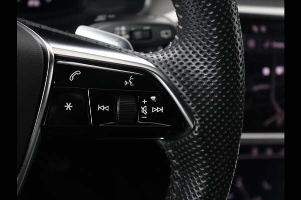 Audi A6 Avant 45 TFSI Sport S line edition | Pano.Dak | Trekhaak | LED | Apple Carplay | Stoelverwarming | S-Line |