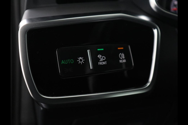 Audi A6 Avant 45 TFSI Sport S line edition | Pano.Dak | Trekhaak | LED | Apple Carplay | Stoelverwarming | S-Line |