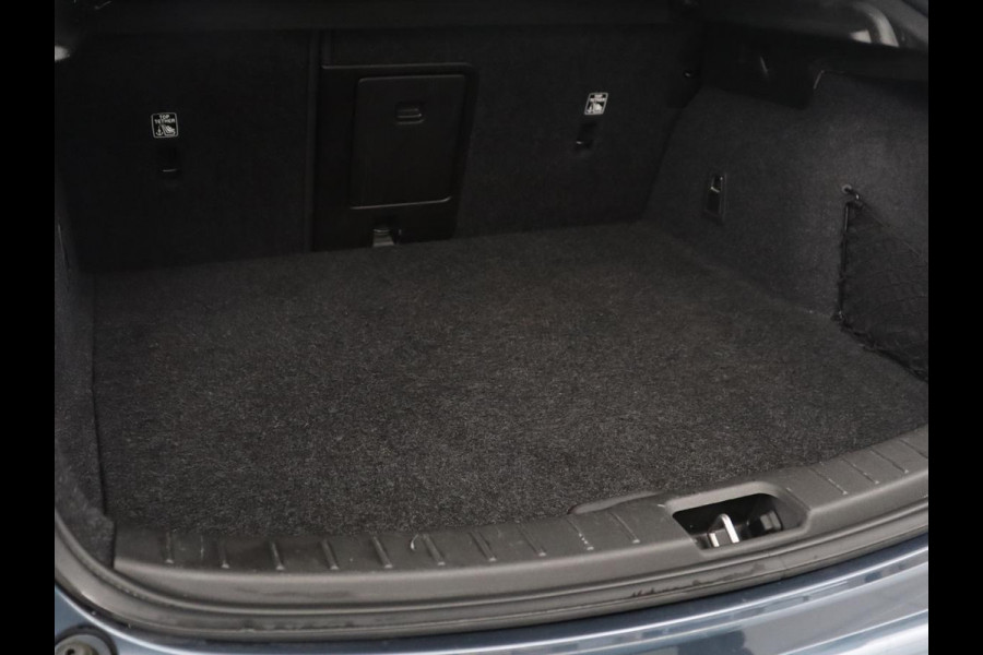 Polestar 2 Long Range Single Motor 78 kWh | SOH 91,3% | Stoelverwarming | LED | Camera | Navigatie |