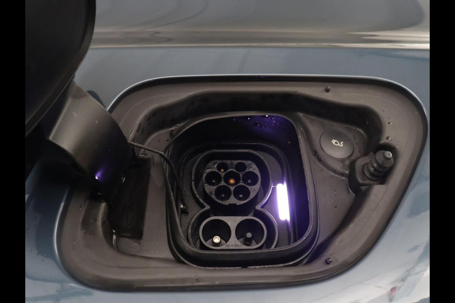 Polestar 2 Long Range Single Motor 78 kWh | SOH 91,3% | Stoelverwarming | LED | Camera | Navigatie |