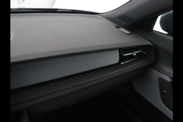 Polestar 2 Long Range Single Motor 78 kWh | SOH 91,3% | Stoelverwarming | LED | Camera | Navigatie |