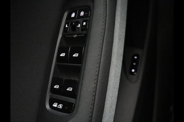 Polestar 2 Long Range Single Motor 78 kWh | SOH 91,3% | Stoelverwarming | LED | Camera | Navigatie |