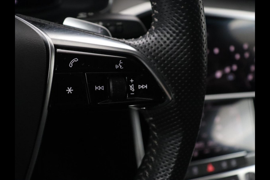 Audi A6 Limousine 45 TFSI S edition | Pano.Dak | Trekhaak | Camera | LED | Stoelverwarming | Apple Carplay | S-Line |