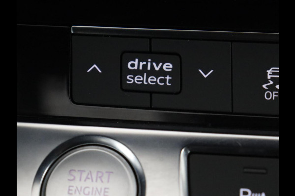 Audi A6 Limousine 45 TFSI S edition | Pano.Dak | Trekhaak | Camera | LED | Stoelverwarming | Apple Carplay | S-Line |