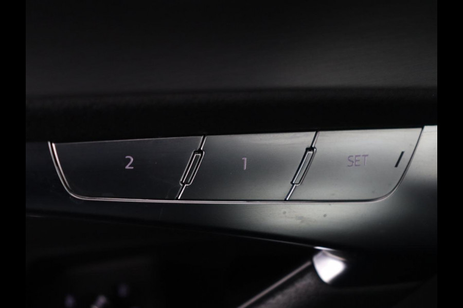 Audi A6 Limousine 45 TFSI S edition | Pano.Dak | Trekhaak | Camera | LED | Stoelverwarming | Apple Carplay | S-Line |