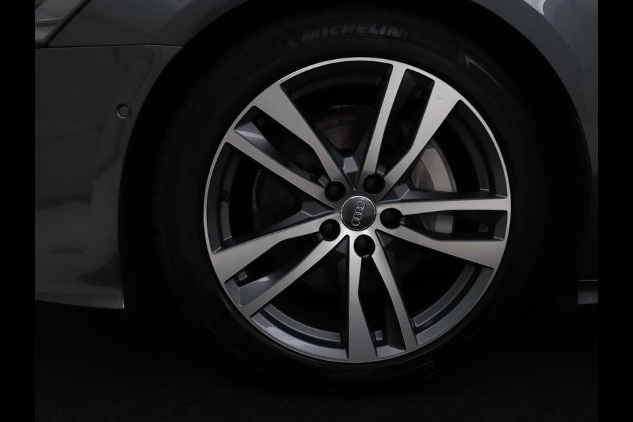 Audi A6 Limousine 45 TFSI S edition | Pano.Dak | Trekhaak | Camera | LED | Stoelverwarming | Apple Carplay | S-Line |