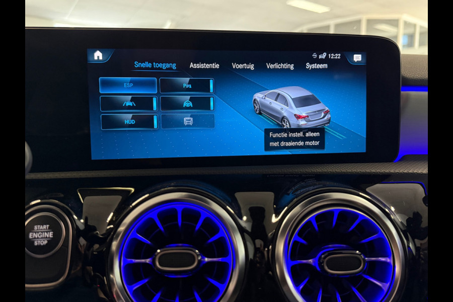 Mercedes-Benz A-Klasse 250 e AMG Line | Stoelverwarming | Alcantara | Panorama dak | Carplay | Head-Up | Multibeam LED |Keyless Go