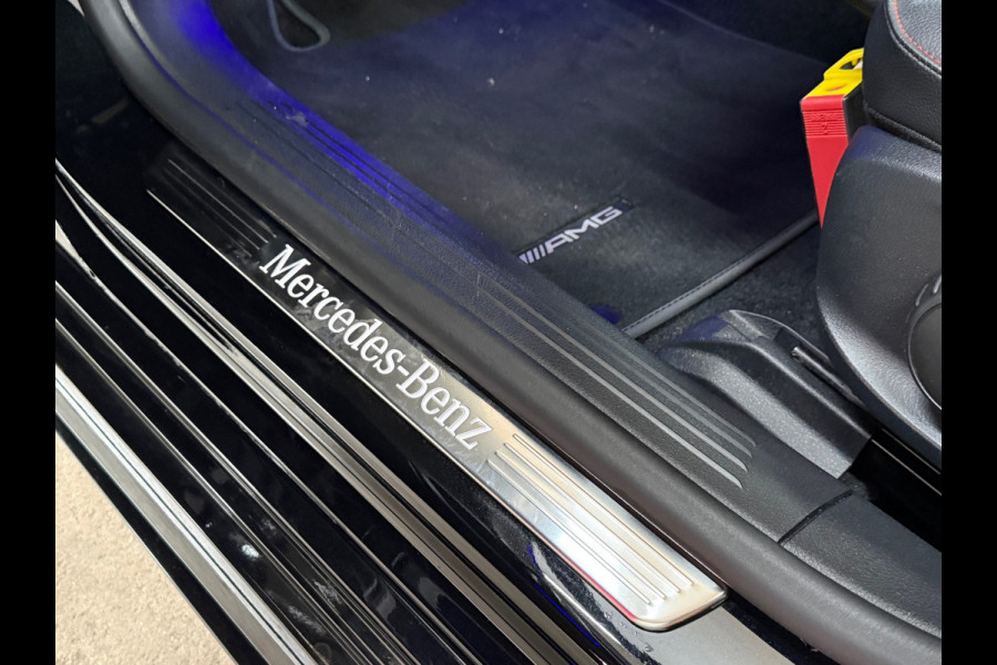 Mercedes-Benz A-Klasse 250 e AMG Line | Stoelverwarming | Alcantara | Panorama dak | Carplay | Head-Up | Multibeam LED |Keyless Go