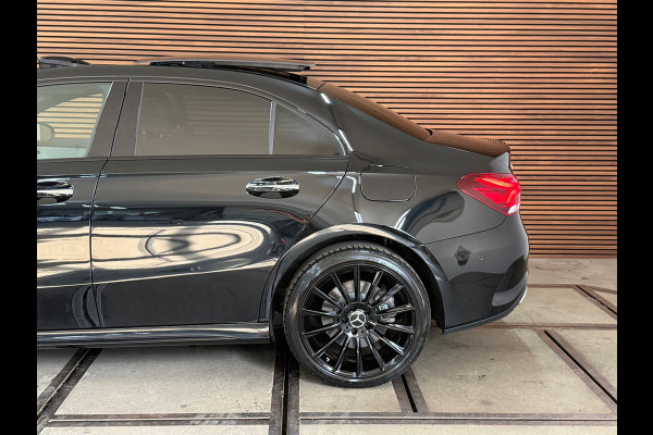 Mercedes-Benz A-Klasse 250 e AMG Line | Stoelverwarming | Alcantara | Panorama dak | Carplay | Head-Up | Multibeam LED |Keyless Go