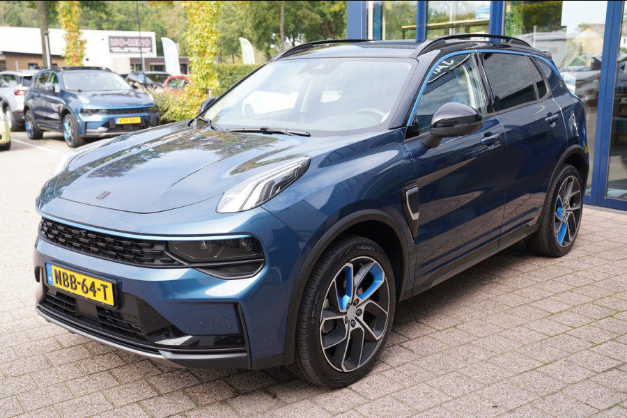 Lynk & Co 01 1.5|Prijs incl. 12 mnd garantie| PDC Panoramadak LMV Navi Apple carplay/Android auto Camera