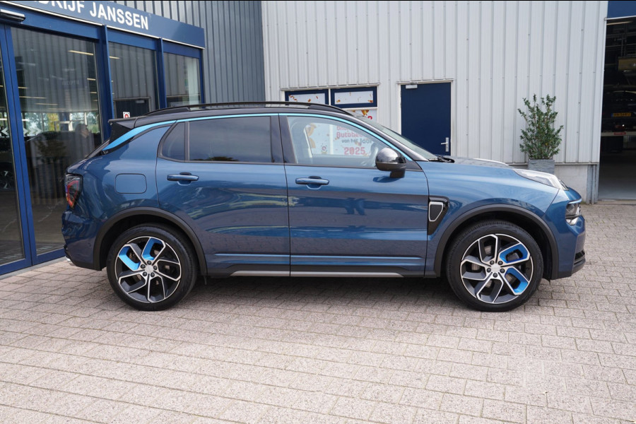 Lynk & Co 01 1.5|Prijs incl. 12 mnd garantie| PDC Panoramadak LMV Navi Apple carplay/Android auto Camera