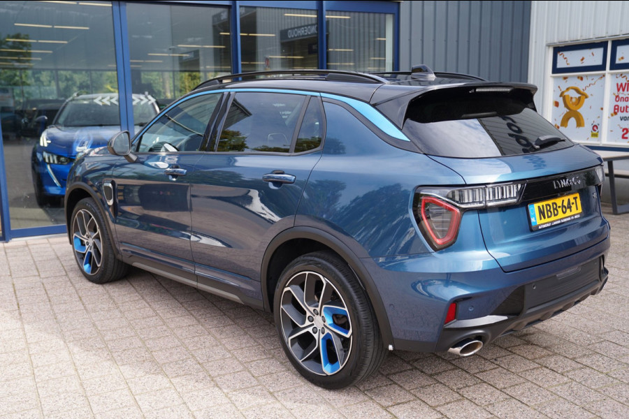 Lynk & Co 01 1.5|Prijs incl. 12 mnd garantie| PDC Panoramadak LMV Navi Apple carplay/Android auto Camera