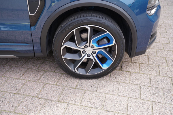 Lynk & Co 01 1.5|Prijs incl. 12 mnd garantie| PDC Panoramadak LMV Navi Apple carplay/Android auto Camera