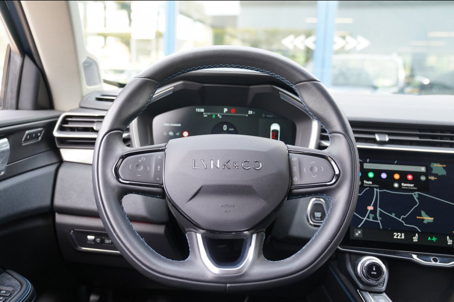 Lynk & Co 01 1.5|Prijs incl. 12 mnd garantie| PDC Panoramadak LMV Navi Apple carplay/Android auto Camera