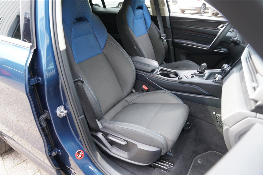 Lynk & Co 01 1.5|Prijs incl. 12 mnd garantie| PDC Panoramadak LMV Navi Apple carplay/Android auto Camera