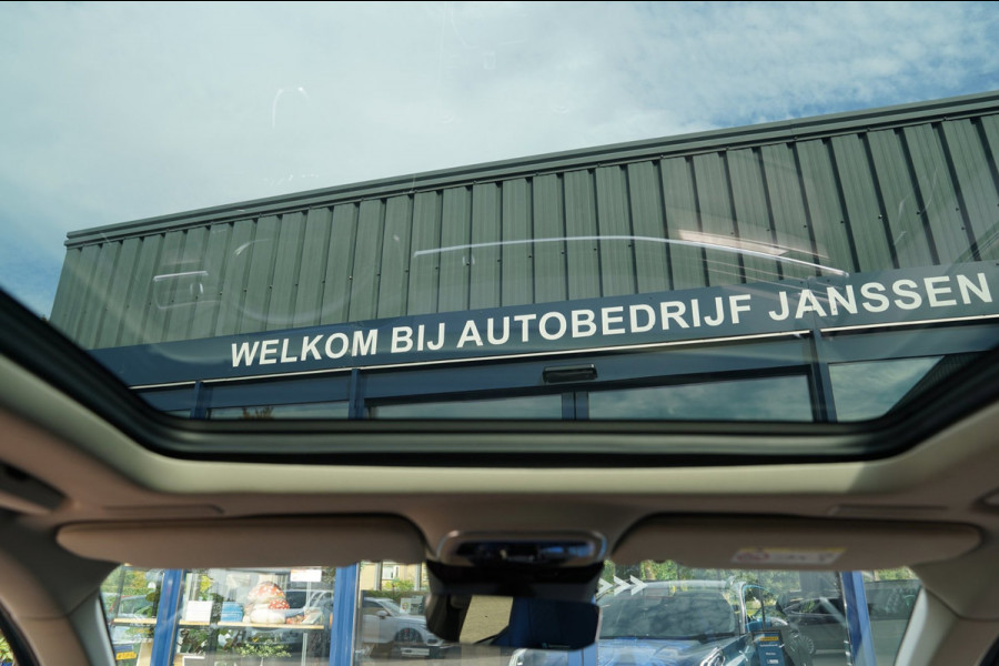 Lynk & Co 01 1.5|Prijs incl. 12 mnd garantie| PDC Panoramadak LMV Navi Apple carplay/Android auto Camera