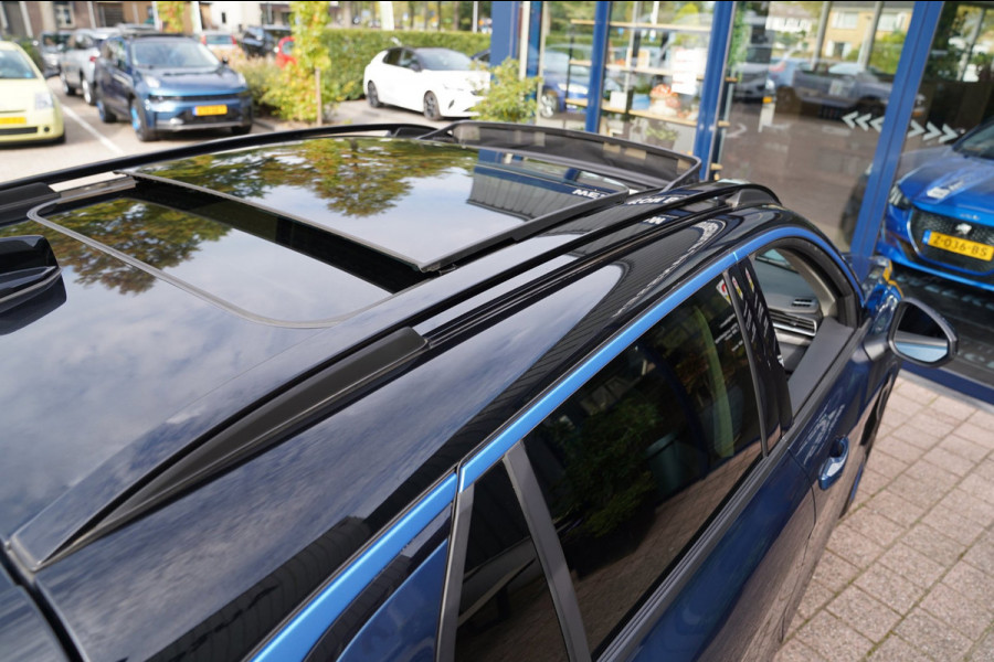 Lynk & Co 01 1.5|Prijs incl. 12 mnd garantie| PDC Panoramadak LMV Navi Apple carplay/Android auto Camera