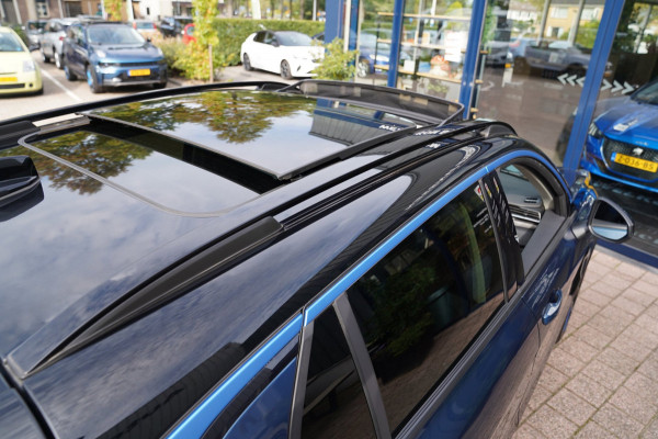 Lynk & Co 01 1.5|Prijs incl. 12 mnd garantie| PDC Panoramadak LMV Navi Apple carplay/Android auto Camera