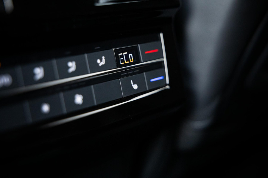 Volkswagen Touareg 3.0 TSi eHybrid 4MOTION R | Adaptive cruise | Head-up | Panorama dak | Dynaudio | Ambiance interieur |