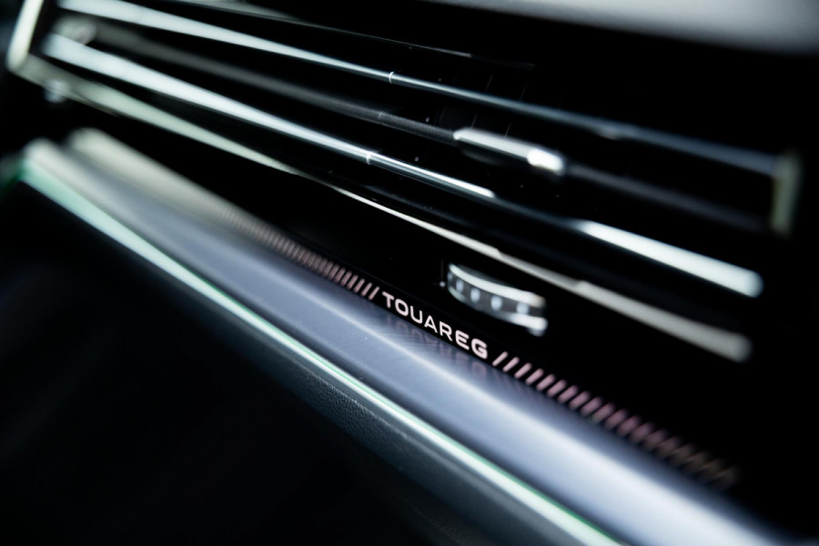 Volkswagen Touareg 3.0 TSi eHybrid 4MOTION R | Adaptive cruise | Head-up | Panorama dak | Dynaudio | Ambiance interieur |
