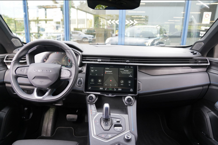 Lynk & Co 01 1.5|Prijs incl. 12 mnd garantie| PDC Panoramadak LMV Navi Apple carplay/Android auto Camera