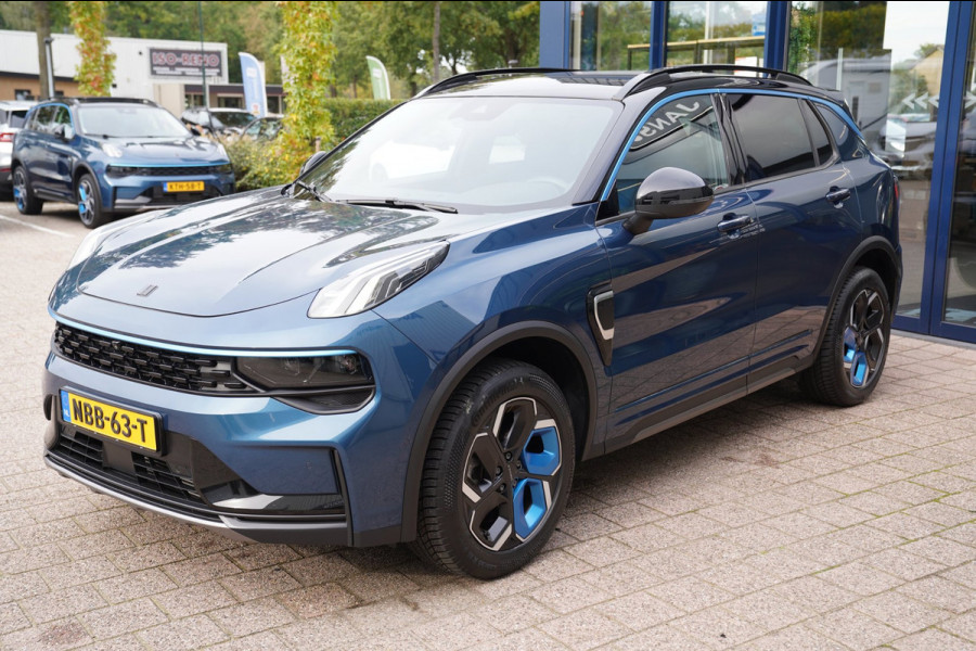 Lynk & Co 01 1.5|Prijs incl. 12 mnd garantie| PDC Panoramadak LMV Navi Apple carplay/Android auto Camera