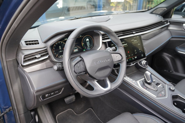 Lynk & Co 01 1.5|Prijs incl. 12 mnd garantie| PDC Panoramadak LMV Navi Apple carplay/Android auto Camera