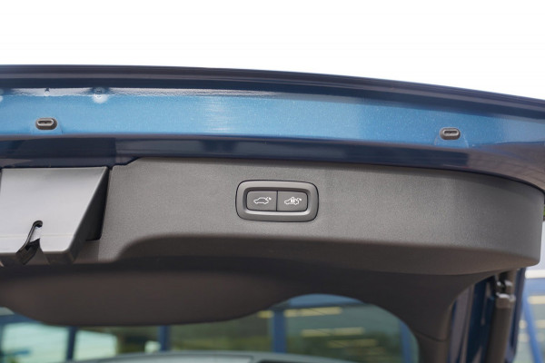 Lynk & Co 01 1.5|Prijs incl. 12 mnd garantie| PDC Panoramadak LMV Navi Apple carplay/Android auto Camera