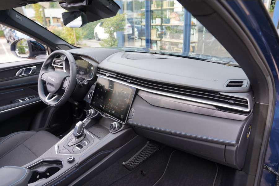 Lynk & Co 01 1.5|Prijs incl. 12 mnd garantie| PDC Panoramadak LMV Navi Apple carplay/Android auto Camera