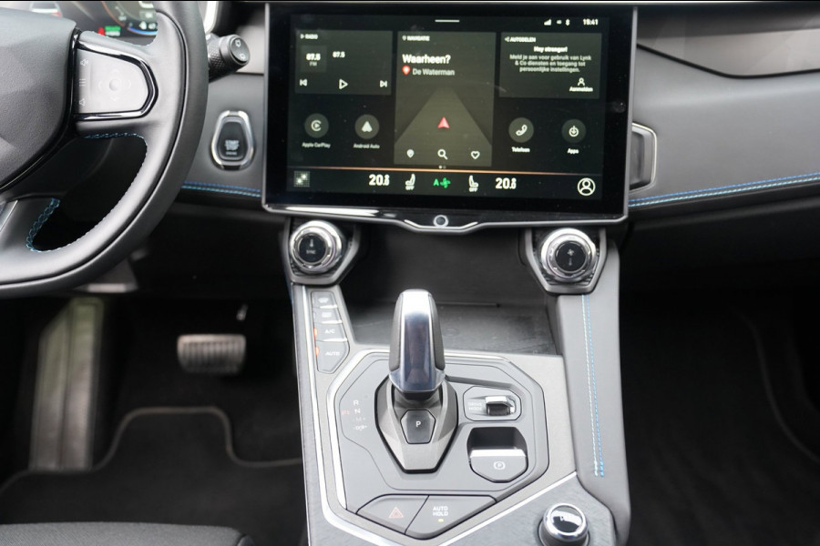 Lynk & Co 01 1.5|Prijs incl. 12 mnd garantie| PDC Panoramadak LMV Navi Apple carplay/Android auto Camera
