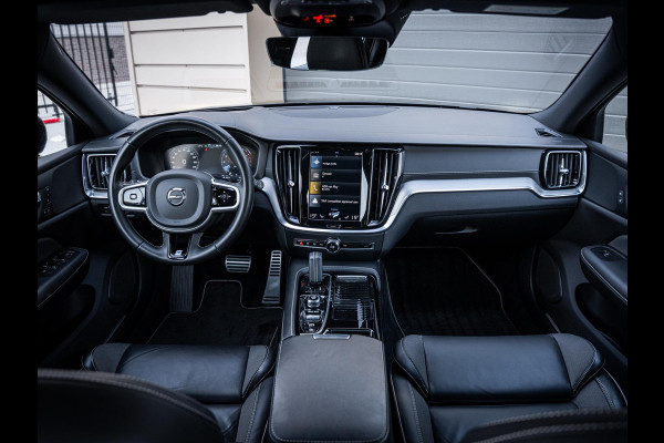 Volvo V60 2.0 T8 Recharge AWD R-Design - Pano l ACC l 19'' l 360cam l Memory l HUD
