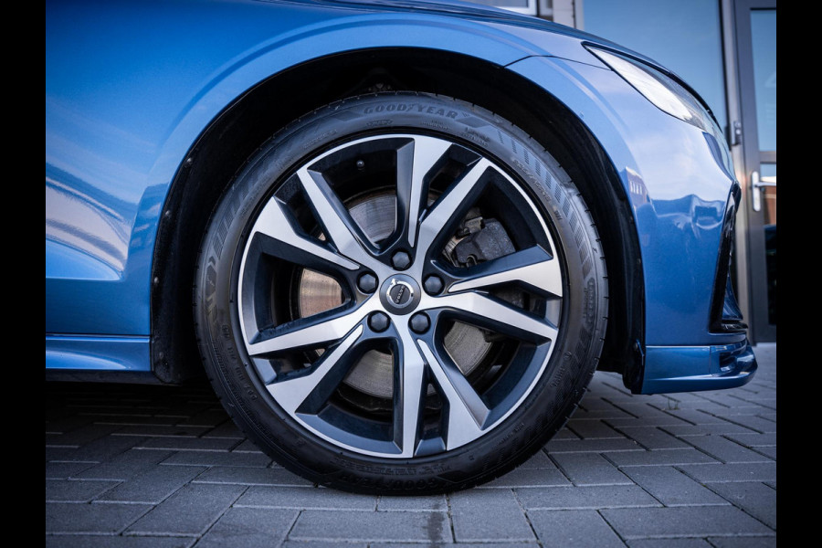 Volvo V60 2.0 T8 Recharge AWD R-Design - HEICO Pack l ACC l Pano l H/Kardon l Memory