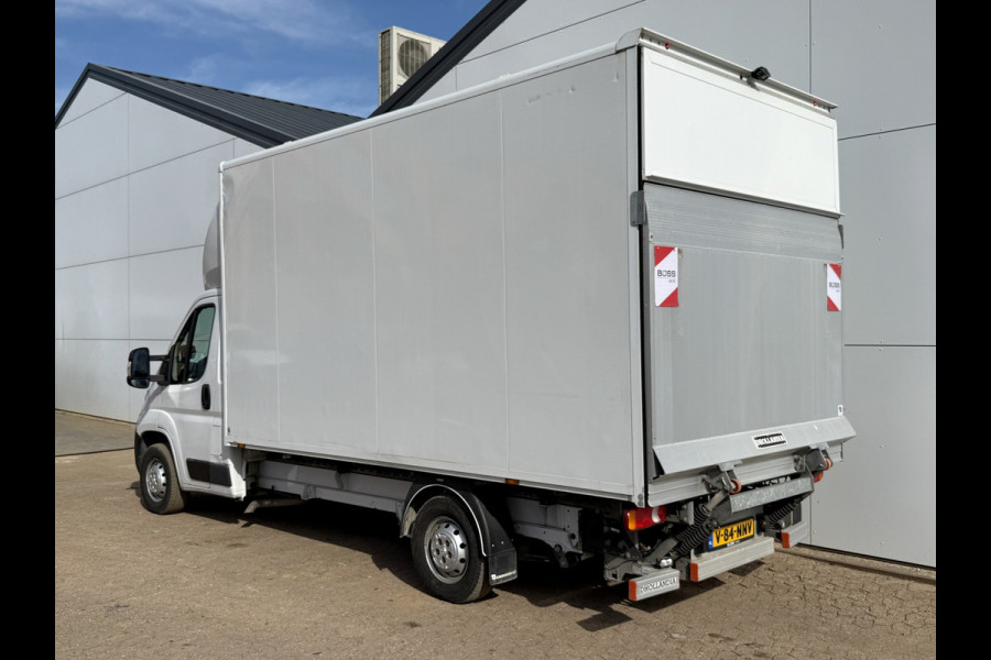 Peugeot Boxer 2.2 HDI 165PK Laadklep Bakwagen Cruise Control Climate Control Camera Carplay Standkachel LED Koffer Meubelbak